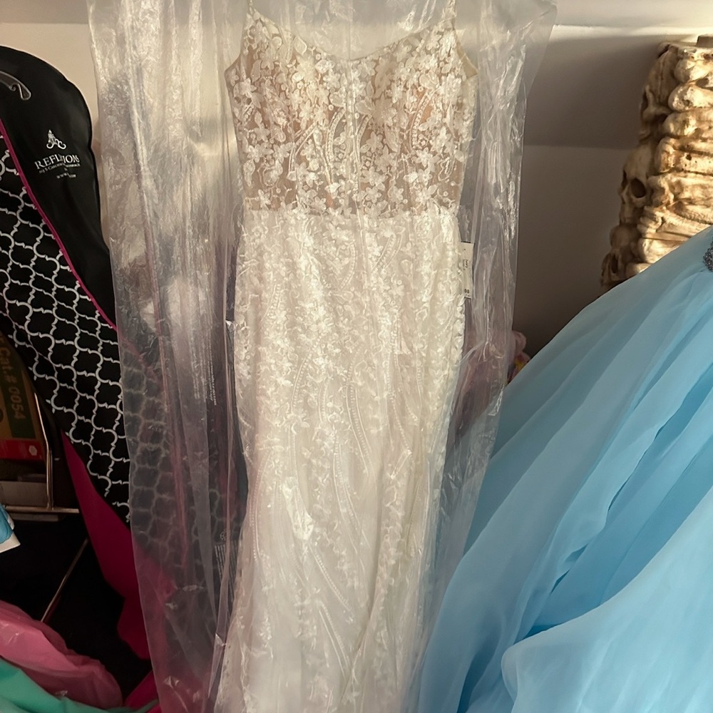 Size 2 Sherri Hill NWT Ivory
